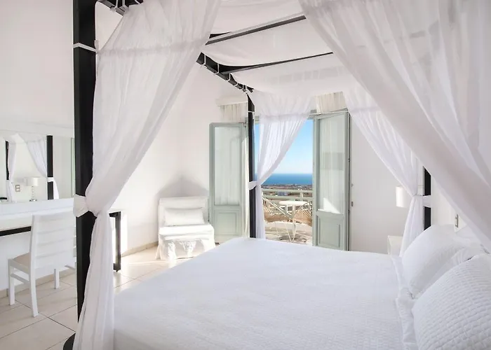 Astro Palace & Fira (Santorini)