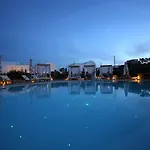 فندق وأجنحة أسترو بالاس 5*