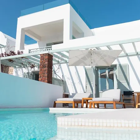 Astro Palace & 5* Fira (Santorini)